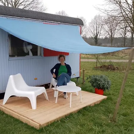 Апартаменты Heerlijk Relaxen, Knusse Vlakbij Zwemplas *